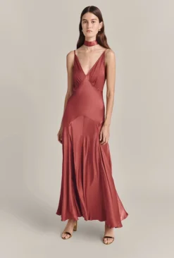 Alice Satin Scarf Dark Caramel -KILA Clothing Shop A07G001 D34 29669 650px 964px