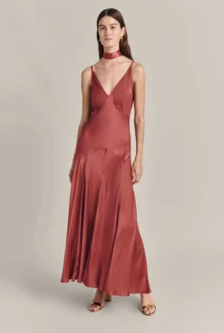 Alice Satin Scarf Dark Caramel -KILA Clothing Shop A07G001 D34 29670 650px 964px