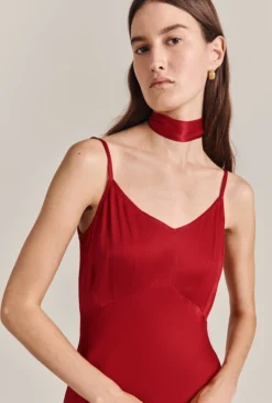 Alice Satin Scarf Red 9 Alice Satin Scarf Red -KILA Clothing Shop A07G001 G03 29673 650px 964px