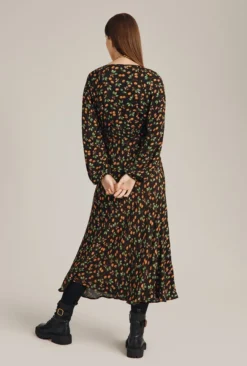 Marlow Dress Black Floral 11 Marlow Dress Black Floral -KILA Clothing Shop D03G020 Z66 23559 650px 964px