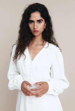 Shyla Crepe Knee-Length Dress Ivory 9 Shyla Crepe Knee-Length Dress Ivory -KILA Clothing Shop D05G036 M12 25758 650px 964px