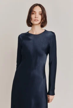 Mari Satin Midi Dress Navy 11 Mari Satin Midi Dress Navy -KILA Clothing Shop D06G041 K10 28458 650px 964px