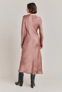 Mari Satin Midi Dress Midnight Mauve 9 Mari Satin Midi Dress Midnight Mauve -KILA Clothing Shop D06G041 L93 28937 650px 964px