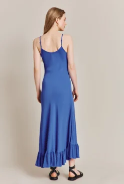 Isabella Crepe Midi Dress Blue -KILA Clothing Shop D06G061 K48 27704 650px 964px