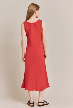 Trixie Crepe Midi Dress Sun Glow 8 Trixie Crepe Midi Dress Sun Glow -KILA Clothing Shop D06G074 E11 27784 650px 964px