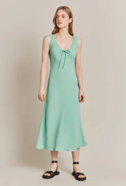 Trixie Crepe Midi Dress 7 Trixie Crepe Midi Dress -KILA Clothing Shop D06G074 J02 27786 650px 964px