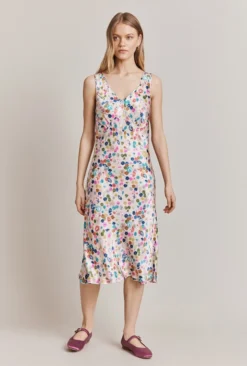 Summer Umbrella Petals Satin Midi Dress Pink Umbrella Petals 6 Summer Umbrella Petals Satin Midi Dress Pink Umbrella Petals -KILA Clothing Shop D06G095 Z58 28148 650px 964px