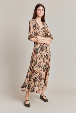 Dana Crepe Midi Dress Cream Jacobean Floral 10 Dana Crepe Midi Dress Cream Jacobean Floral -KILA Clothing Shop D07G030 Z87 28805 650px 964px