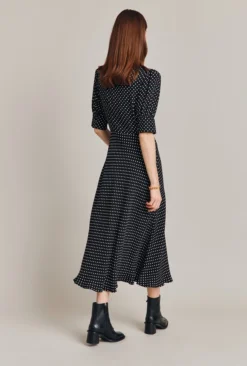 Wilma Crepe Midi Dress Black Spot 10 Wilma Crepe Midi Dress Black Spot -KILA Clothing Shop D07G034 Z14 28856 650px 964px
