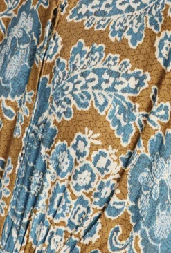 Harriet Crepe Midi Dress Blue Tapestry -KILA Clothing Shop D07G044 Z06 29550 650px 964px