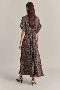 Harriet Crepe Midi Dress Black Soft Ikat 8 Harriet Crepe Midi Dress Black Soft Ikat -KILA Clothing Shop D07G044 Z07 29157 650px 964px