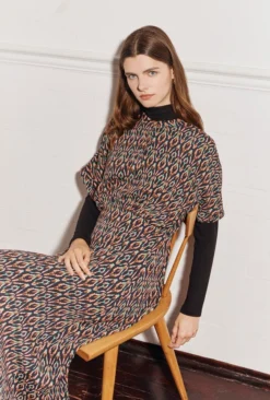 Harriet Crepe Midi Dress Black Soft Ikat 10 Harriet Crepe Midi Dress Black Soft Ikat -KILA Clothing Shop D07G044 Z07 29613 650px 964px