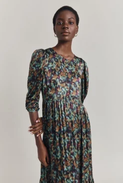 Maya Tiered Satin Midi Dress Green Ikat -KILA Clothing Shop D07G054 Z76 29848 650px 964px