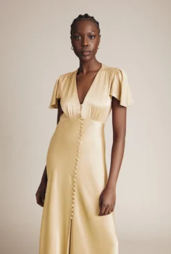Delphine Satin Maxi Dress Buttermilk -KILA Clothing Shop DF46CA M09 26489 650px 964px
