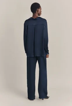 Imogen Satin Wide Leg Trouser Navy -KILA Clothing Shop P06G003A K10 29922 650px 964px