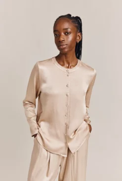 Efie Satin Long Sleeve Blouse Stone -KILA Clothing Shop Q06G010 N04 26767 650px 964px