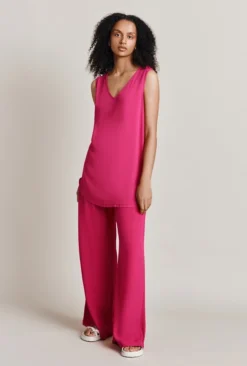 Camila Crepe Top Bright Pink 8 Camila Crepe Top Bright Pink -KILA Clothing Shop Q06G013 H17 28093 650px 964px