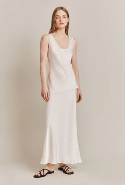 Margot Satin Top Ivory -KILA Clothing Shop Q06G015 M12 27645 650px 964px