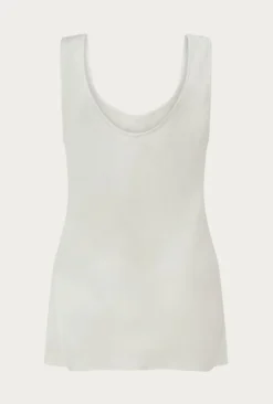 Margot Satin Top Ivory -KILA Clothing Shop Q06G015 M12 27647 650px 964px