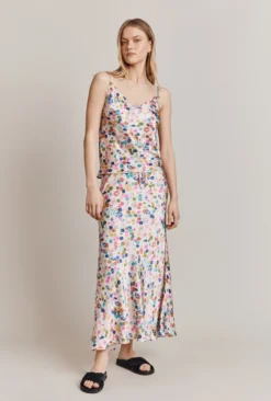 Grace Satin Cami Top Pink Umbrella Petals 9 Grace Satin Cami Top Pink Umbrella Petals -KILA Clothing Shop Q06G019 Z58 28197 650px 964px