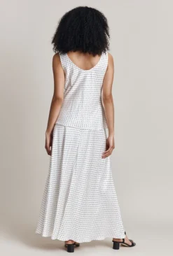 Margot Satin Top White Spot -KILA Clothing Shop Q06G020 Z70 28370 650px 964px