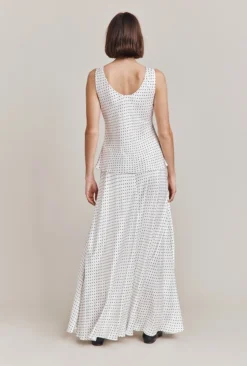 Margot Satin Top White Spot -KILA Clothing Shop Q06G020 Z70 28463 650px 964px