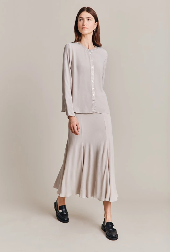 Alena Crepe Blouse Beige Pearly 2 Alena Crepe Blouse Beige Pearly - Image 2