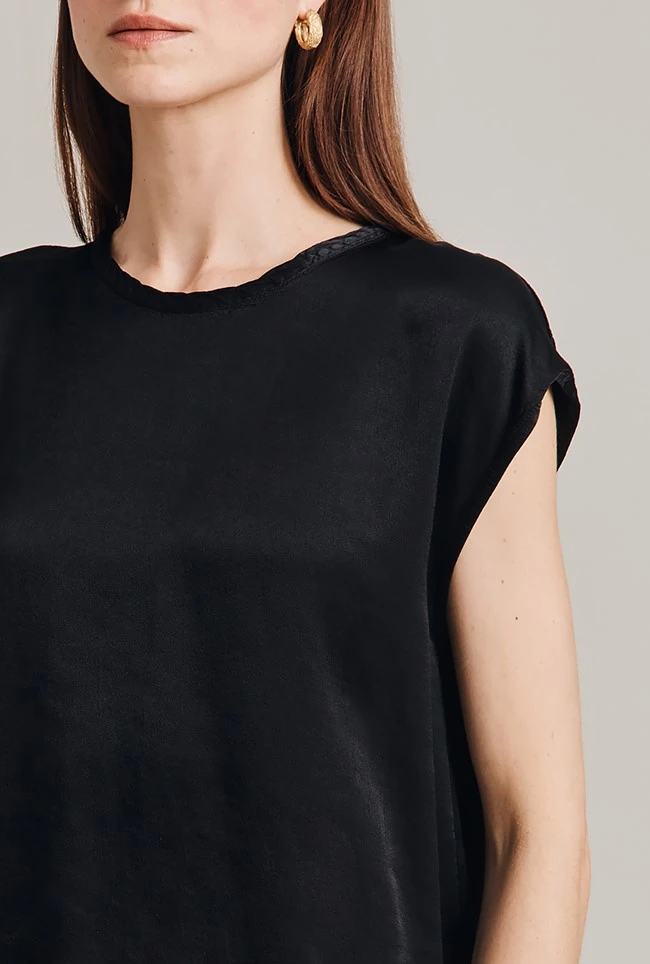 Melody Satin Short Sleeve Top Black 5 Melody Satin Short Sleeve Top Black - Image 5