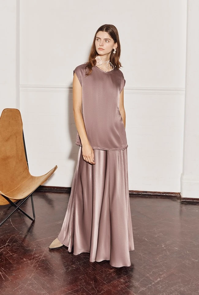 Melody Satin Short Sleeve Top Grey 8 Melody Satin Short Sleeve Top Grey - Image 8