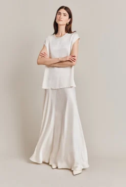 Melody Satin Short Sleeve Top Ivory -KILA Clothing Shop Q07G019 M12 28875 650px 964px
