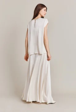 Melody Satin Short Sleeve Top Ivory -KILA Clothing Shop Q07G019 M12 28877 650px 964px