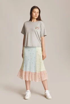 Mia T-Shirt Grey Embroidered -KILA Clothing Shop T02G005 Z45 22107 650px 964px