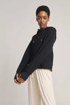 Cropped Organic Hoodie Black